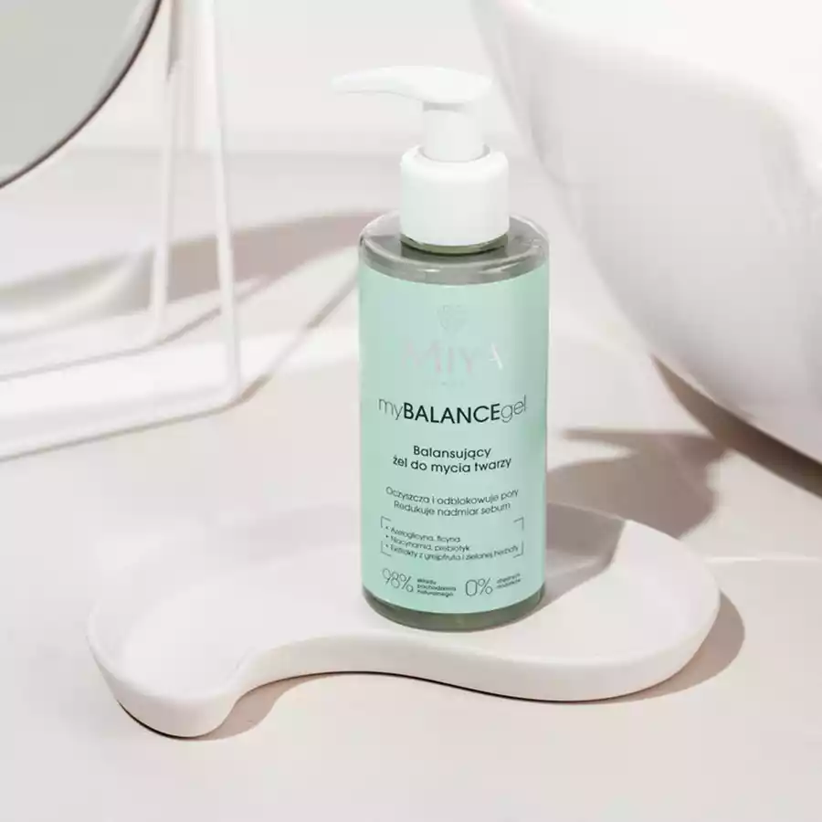 imagen gel limpiador piel grasa mybalancegel miya cosmetics bodegon